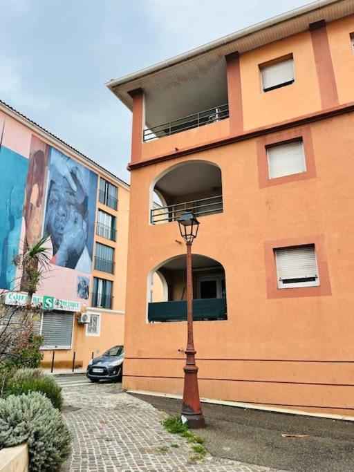 Appartement Les Terrasses Du Port Exteriör bild