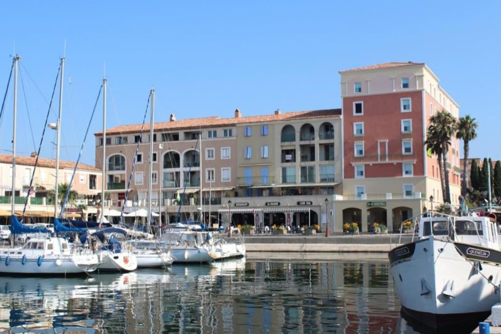 Appartement Les Terrasses Du Port Exteriör bild