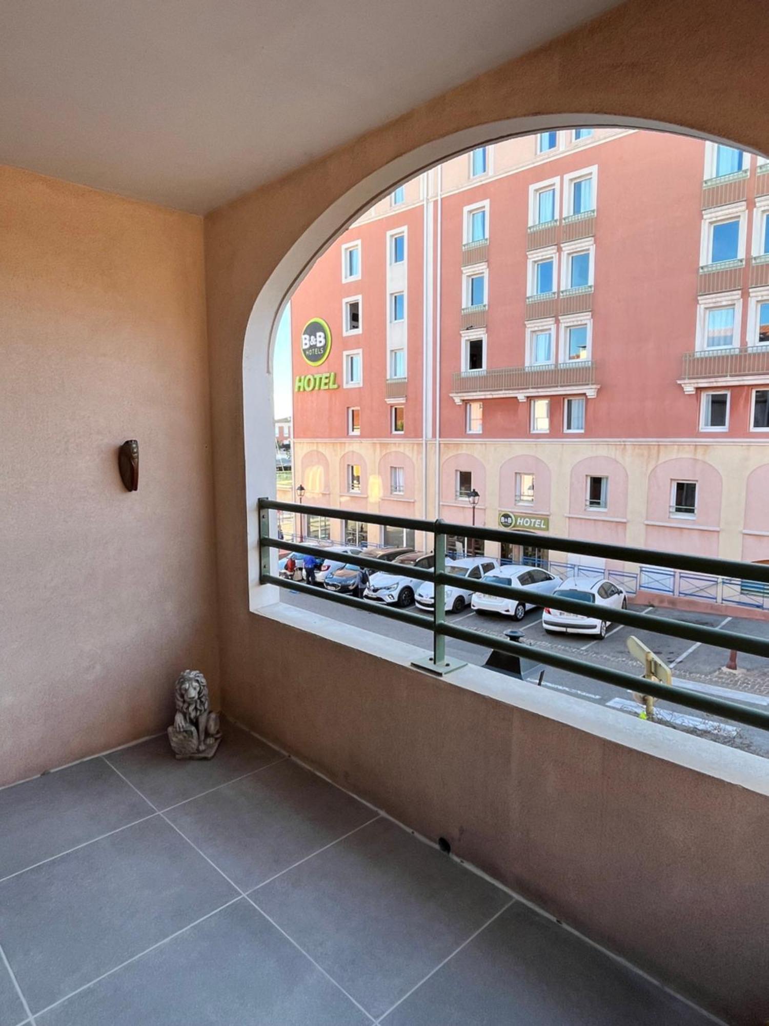 Appartement Les Terrasses Du Port Exteriör bild