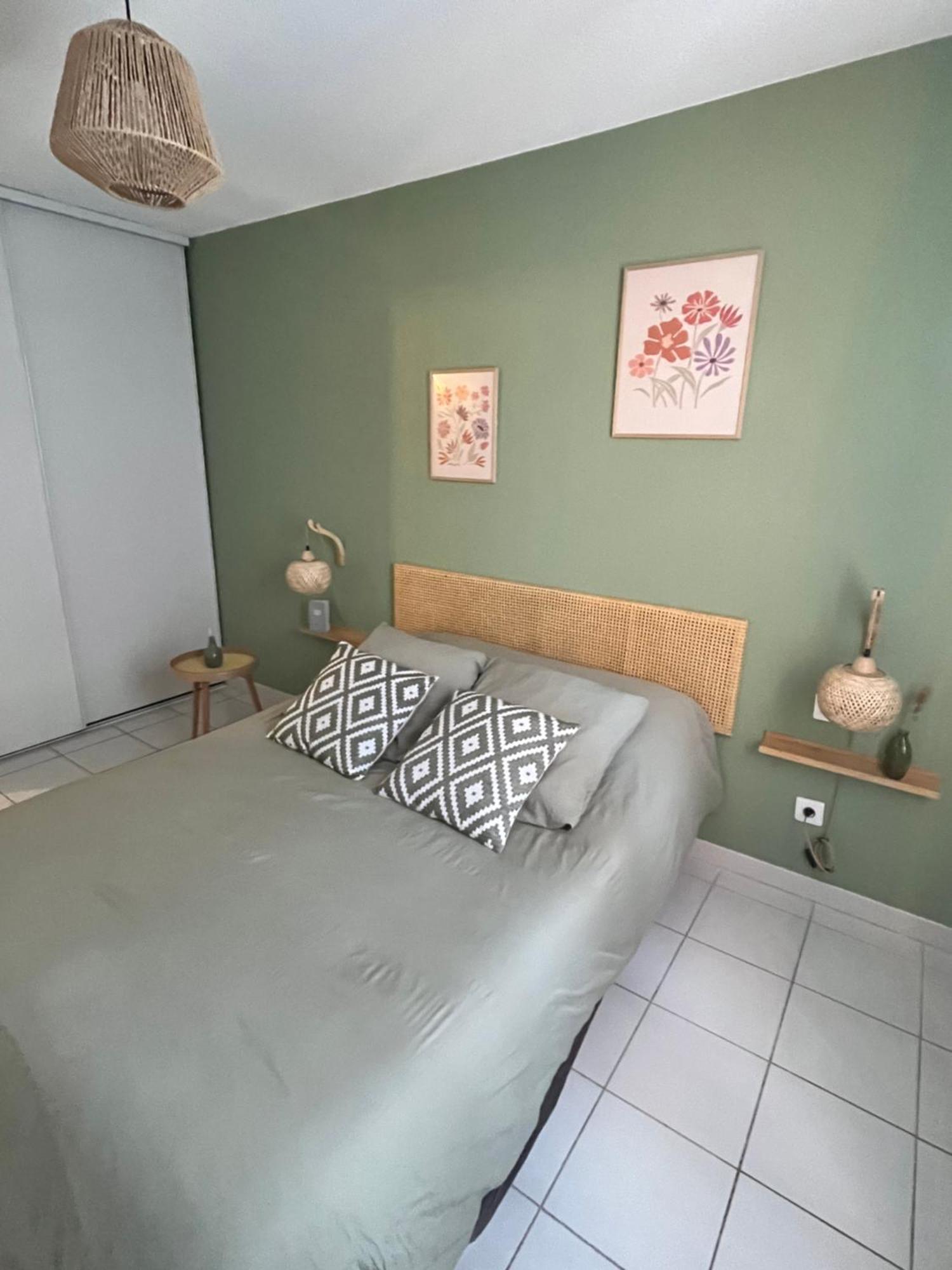 Appartement Les Terrasses Du Port Exteriör bild